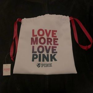 Brand new with tags PINK cinch bag.
